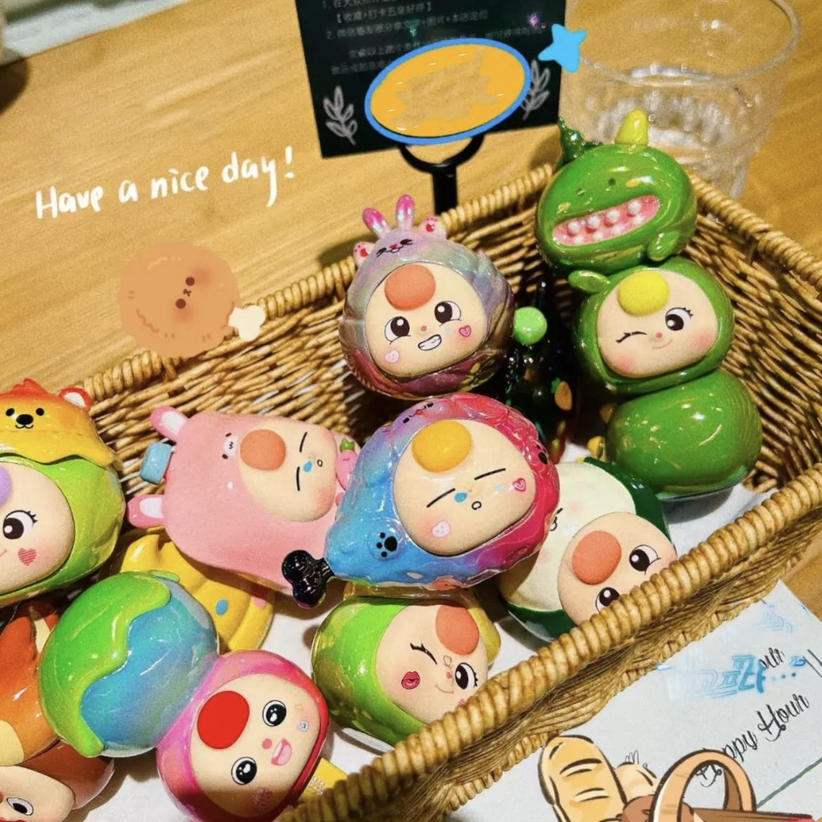 Baby Three the Greedy Sweetie Bean Series Mistery PVC Doll TOY Figure Ornement 1set 12pcs For Use 15 Years Old Or Above